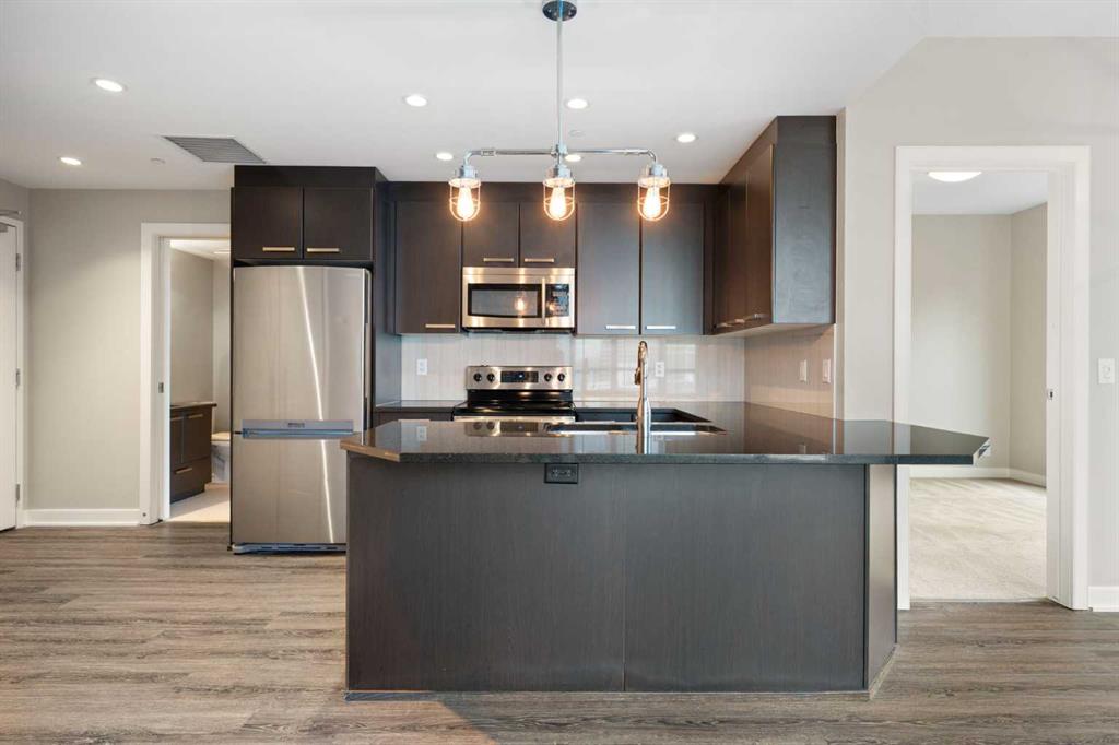 225 11 Avenue SE #1210 photo 4