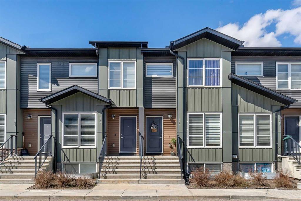 31 Red Embers Parade NE #124