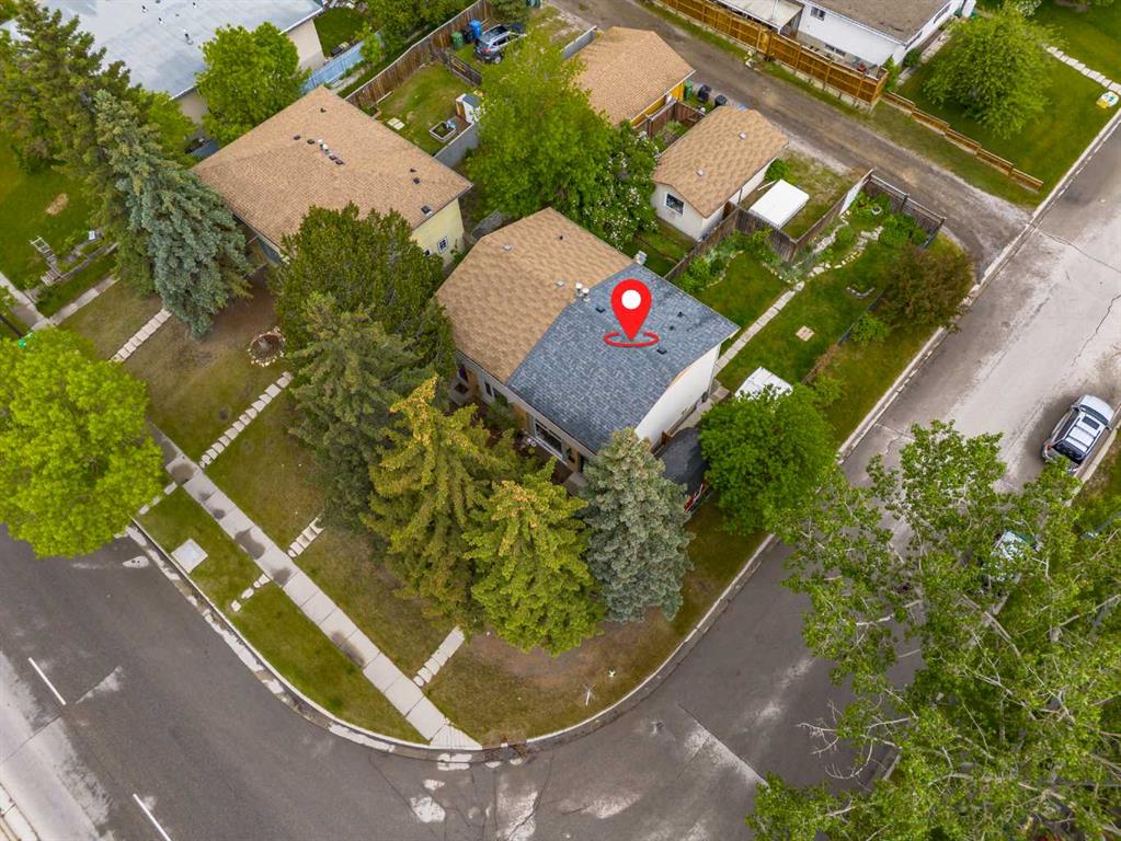5202 Dalhousie Drive NW photo 2