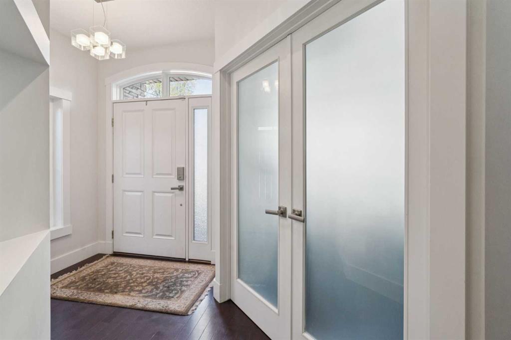 1811 31 Avenue SW photo 5