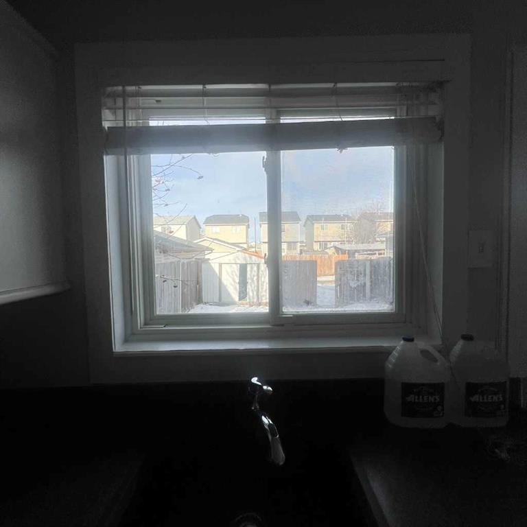 140 martindale Boulevard NE photo 3