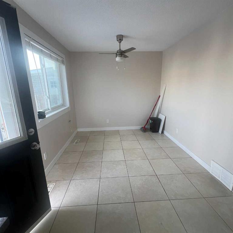 140 martindale Boulevard NE photo 4