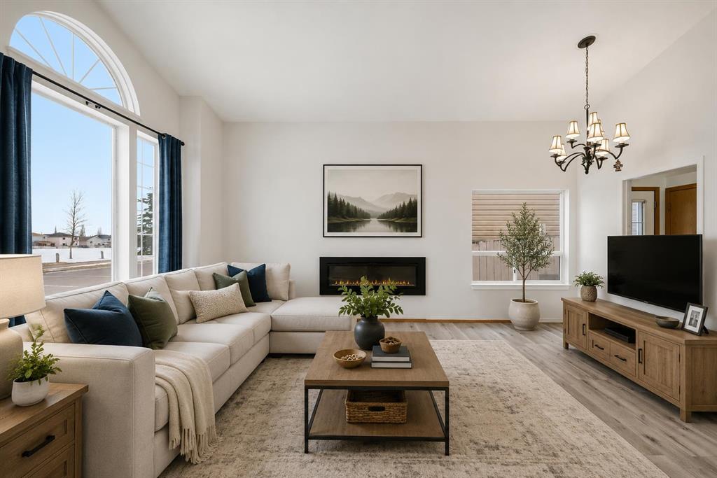 3710 Catalina Boulevard NE photo 3