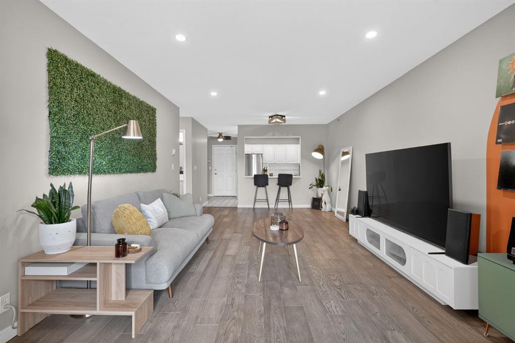 1415 17 Street SE #305 photo 5