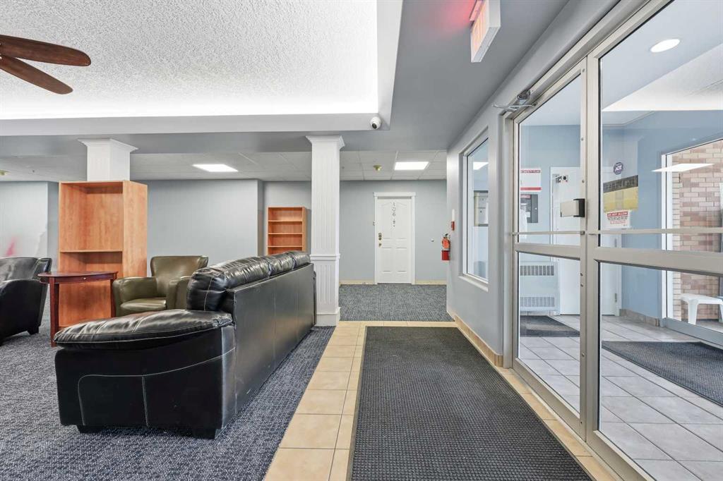 165 Manora Place NE #439 photo 4