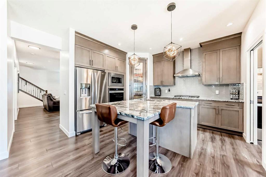 65 Saddlestone Green NE photo 5
