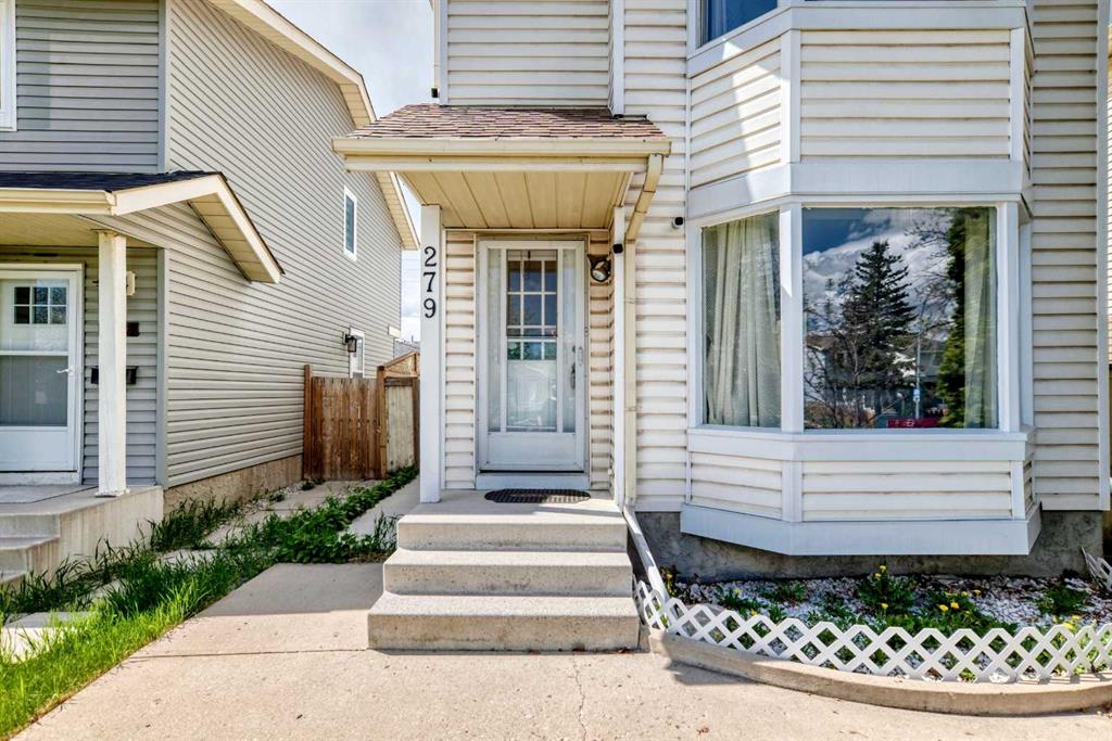 279 Falton Drive NE photo 4