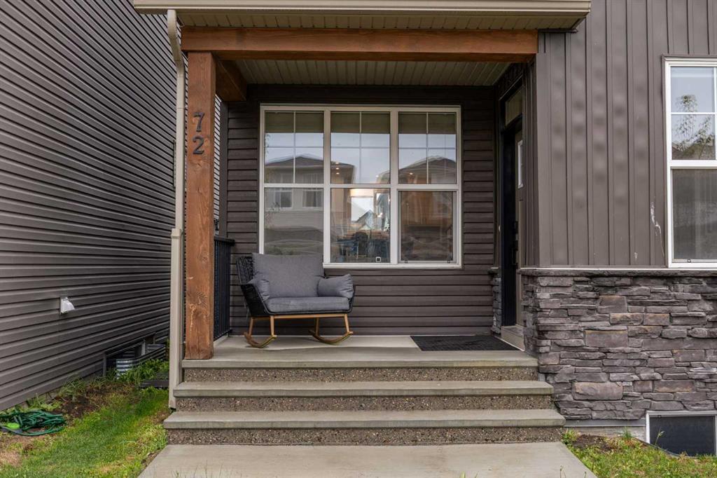 72 Seton Villas SE photo 3