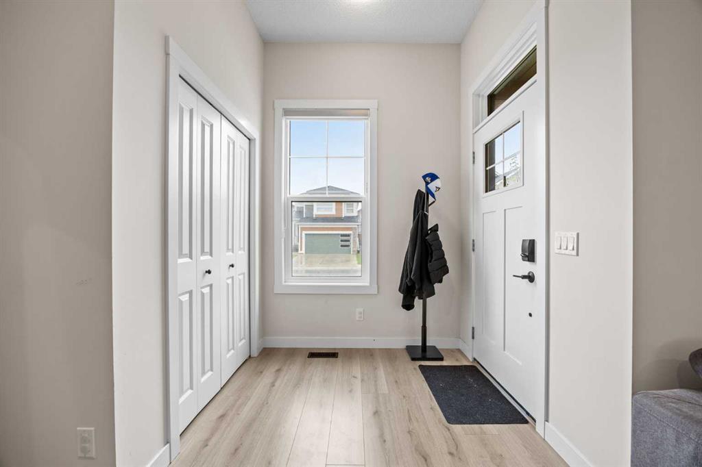 72 Seton Villas SE photo 4