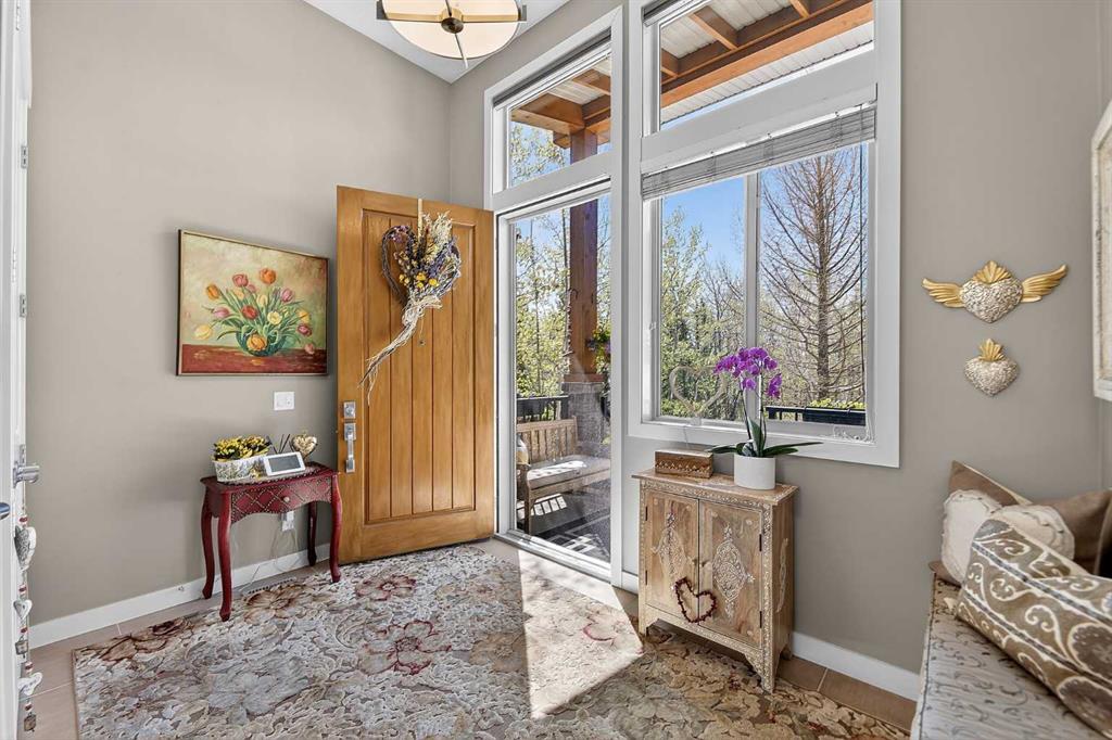 43 Cortina Villas SW photo 4