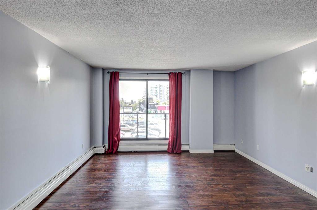 1900 25A Street SW #204 photo 2