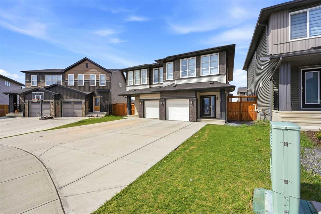 121 Carringvue Park NW photo 3