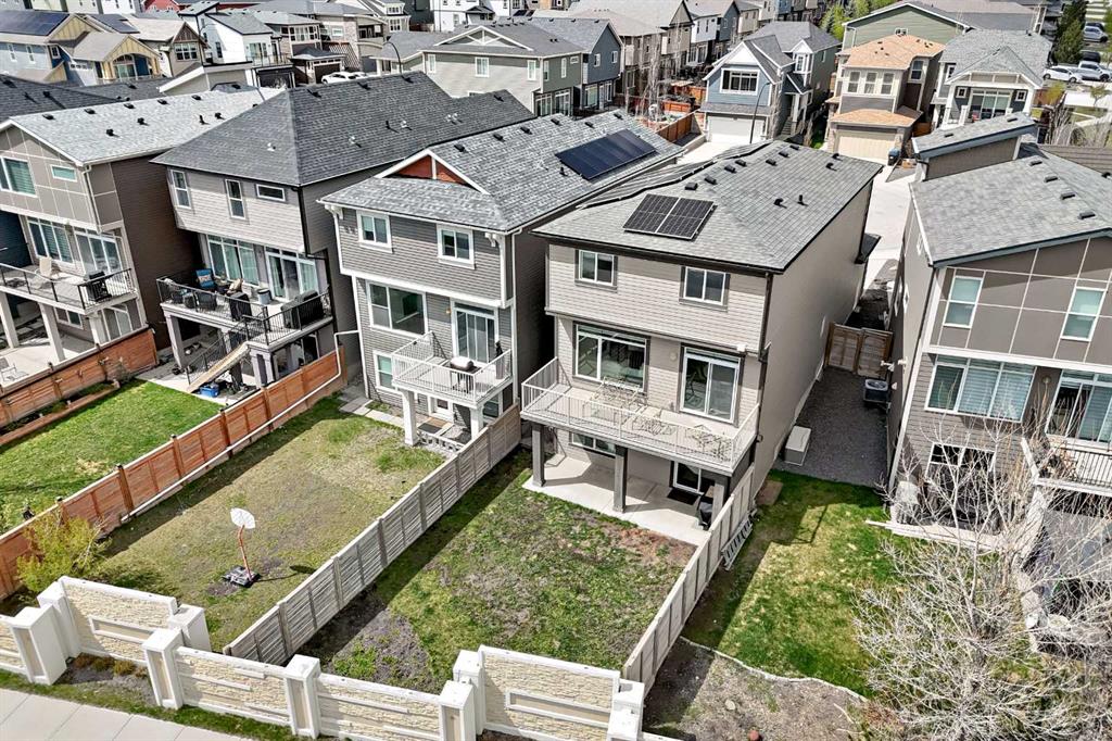 39 Sage Bluff Mews NW photo 3