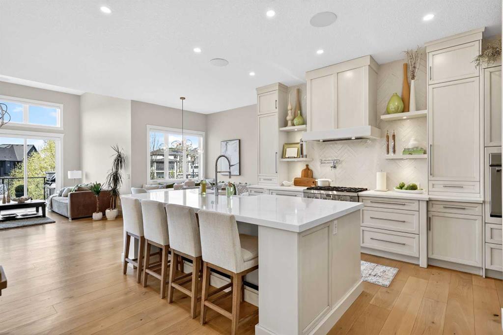 45 Cranbrook Rise SE photo 3