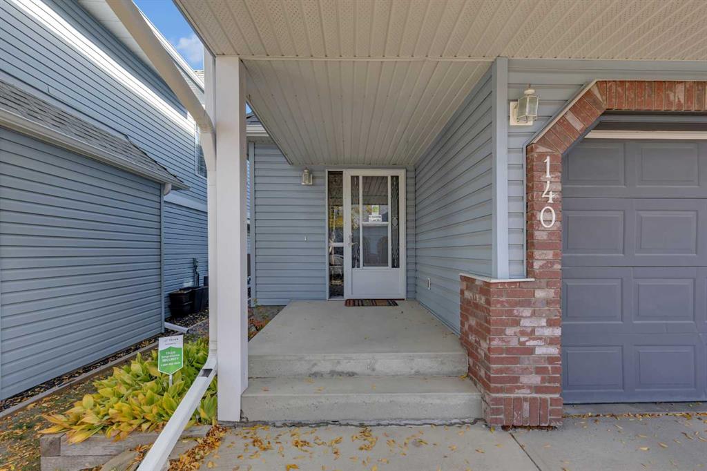 140 Valley Ridge Heights NW photo 2