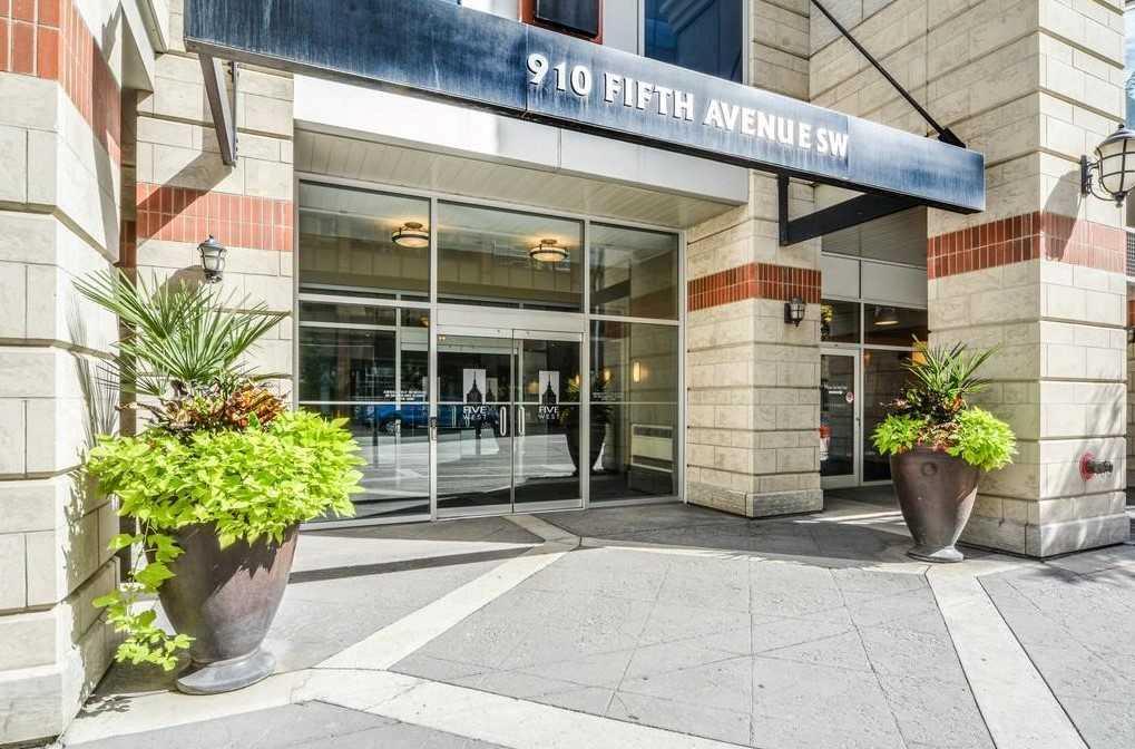 910 5 Avenue SW #601 photo 3