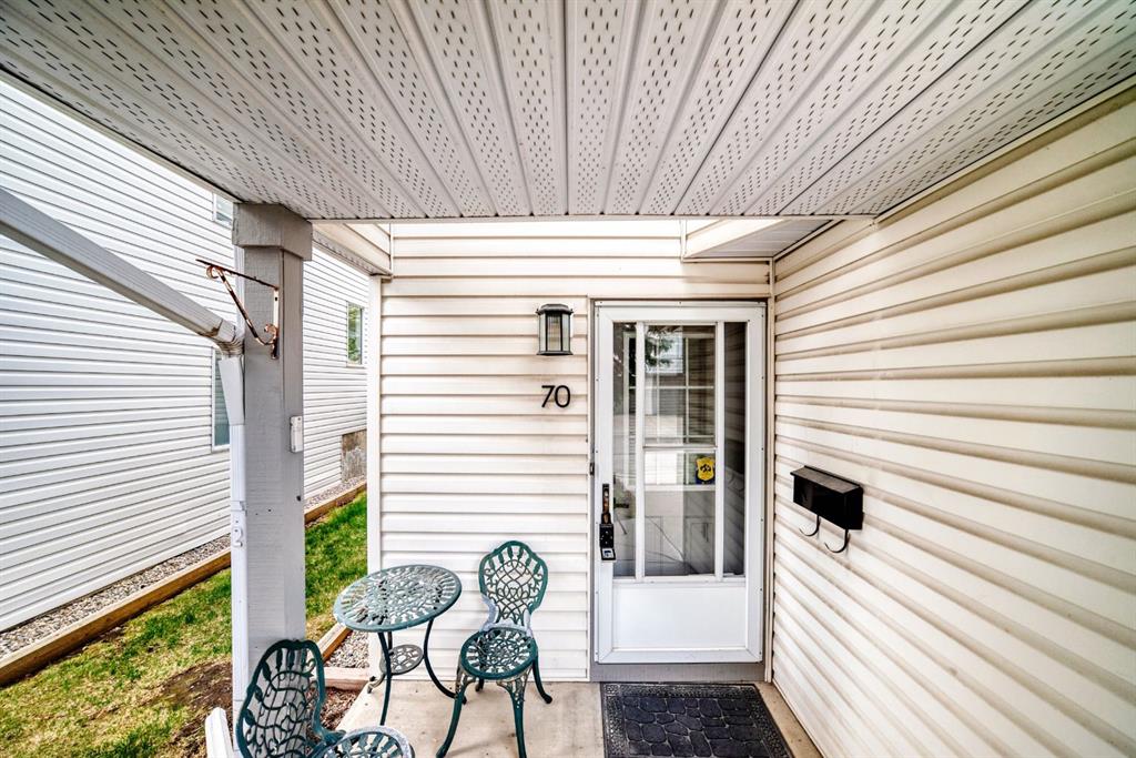 70 Kingsland Villas SW photo 2