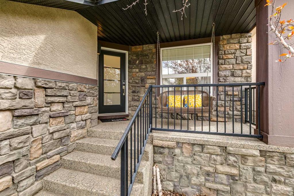 55 Wentworth Manor SW photo 2