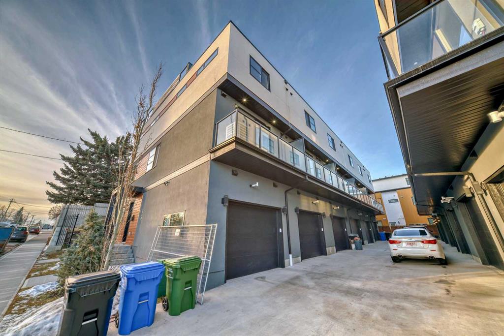 3404 8 Avenue SW #2 photo 2