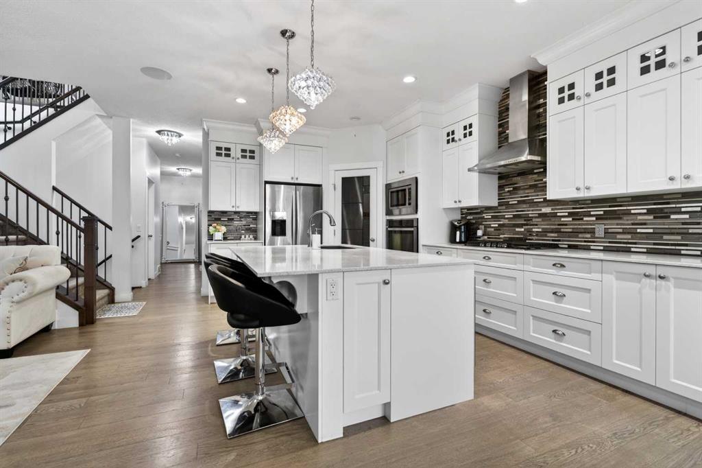 49 Redstone Heath NE photo 3