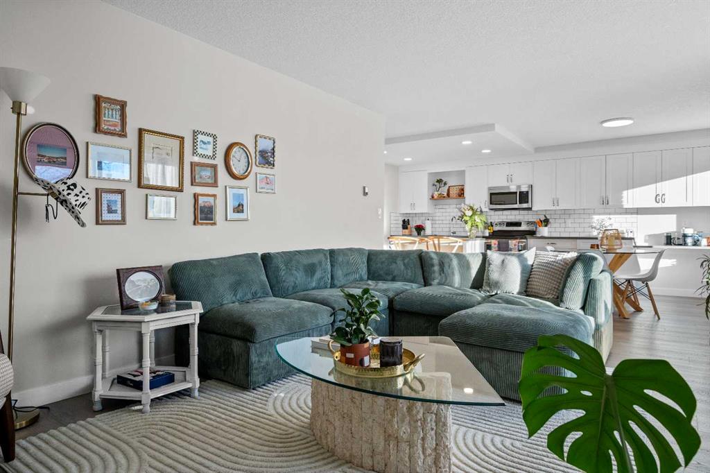 1208 14 Avenue SW #201 photo 3