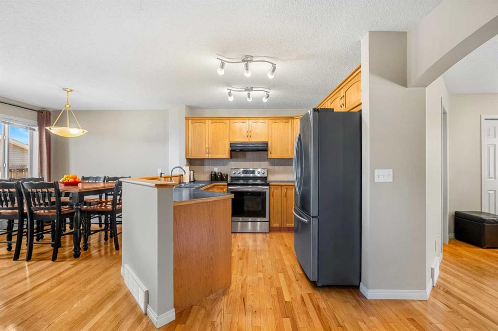 83 Saddlebrook Gardens NE photo 4