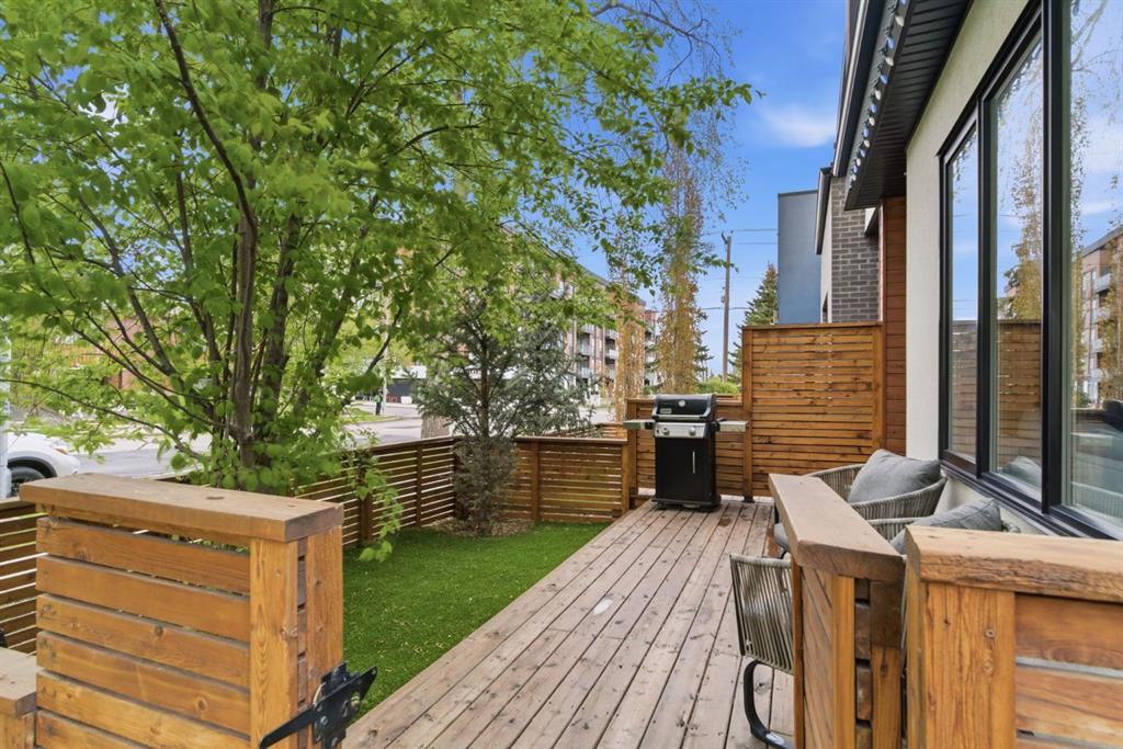 1707 33 Avenue SW #1 photo 4