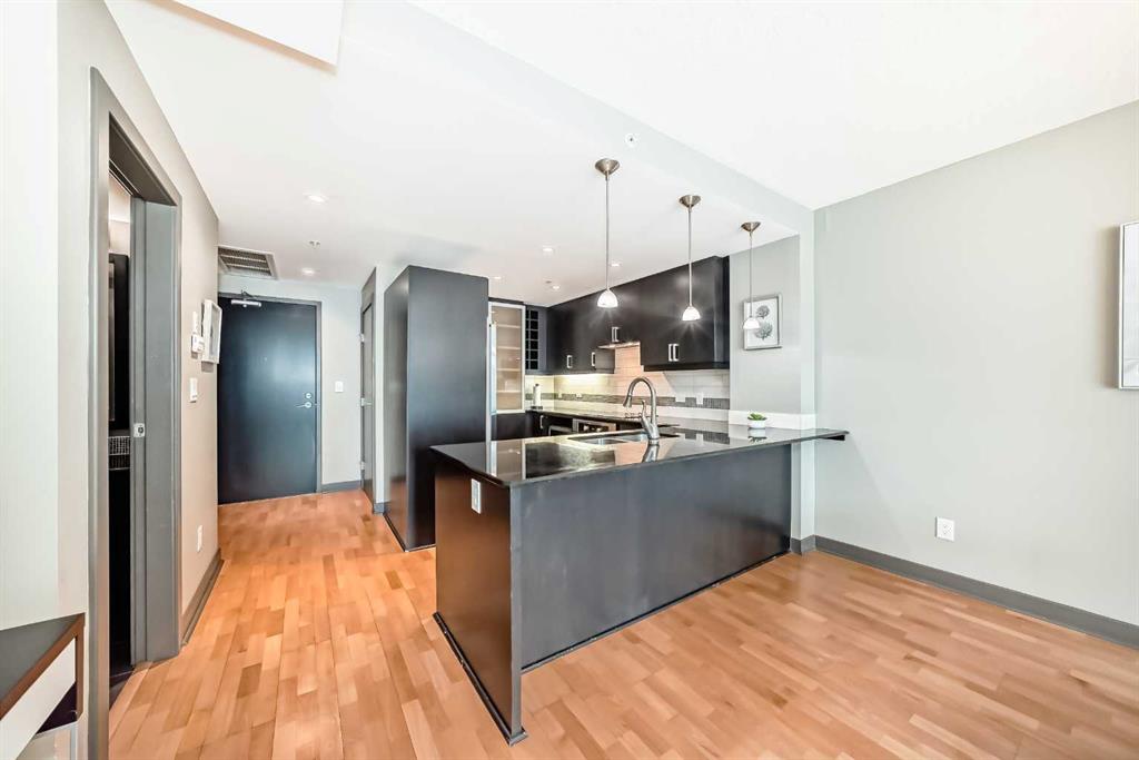 888 4 Avenue SW #1106 photo 4