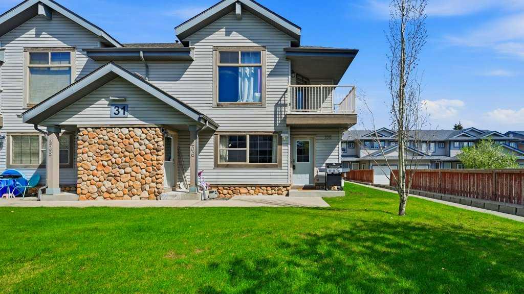 31 Everridge Square SW #106