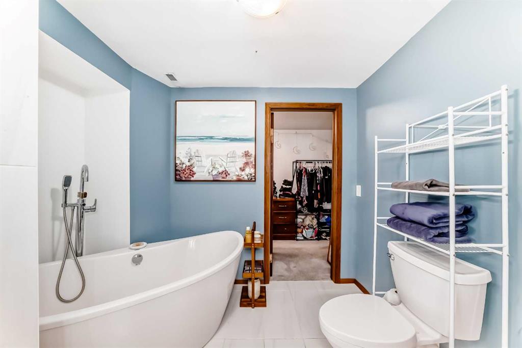 5539 Dalhart Road NW photo 2