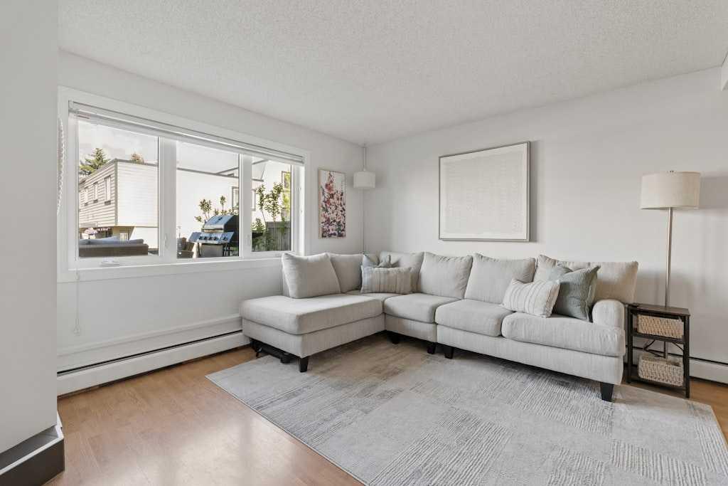 3809 45 Street SW #151 photo 5