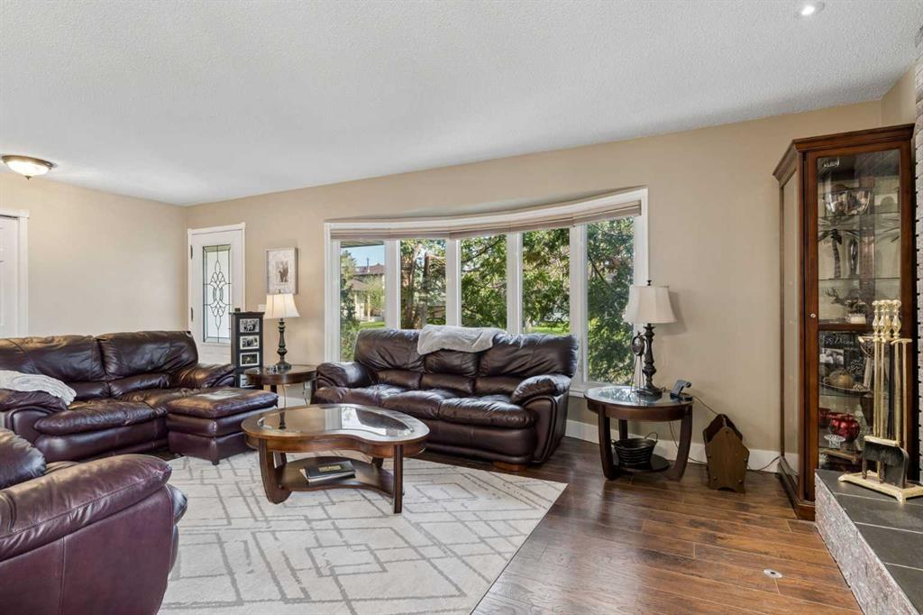 6751 34 Avenue NE photo 5