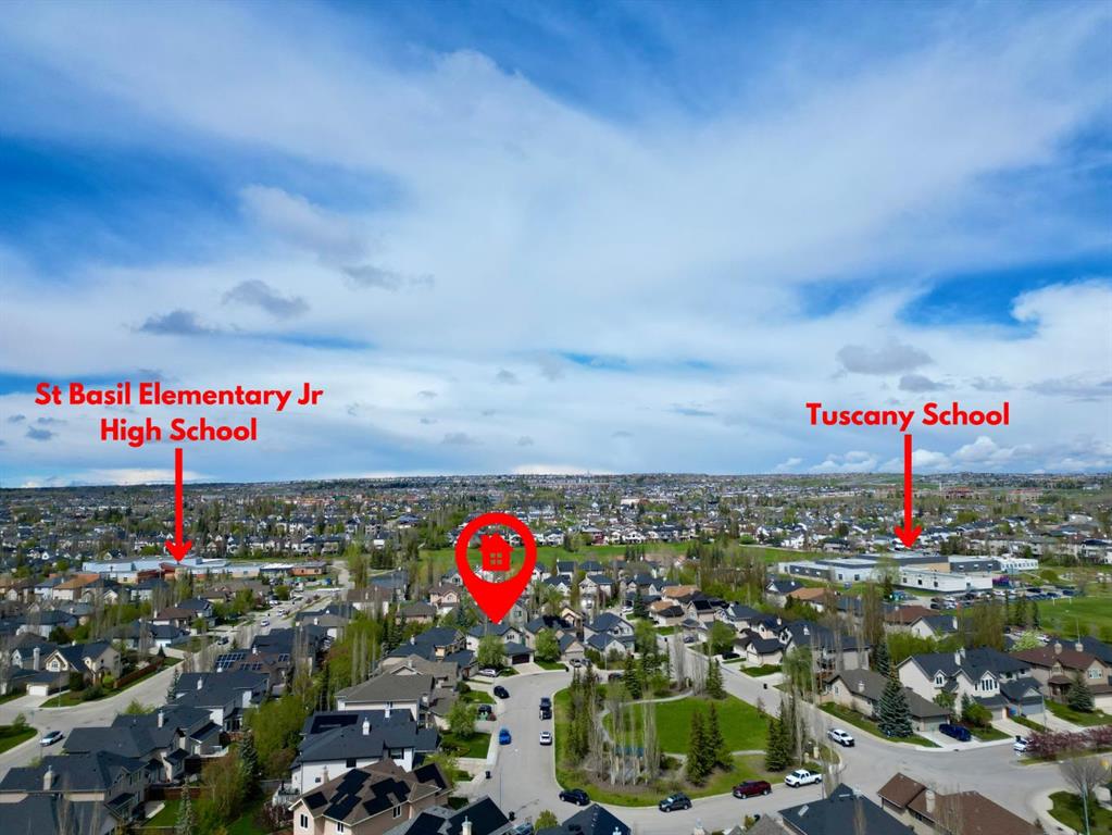 11 Tuscany Glen Green NW photo 2