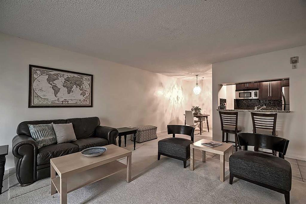 790 Kingsmere Crescent SW #211 photo 2