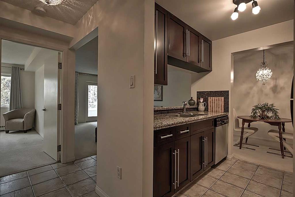 790 Kingsmere Crescent SW #211 photo 3