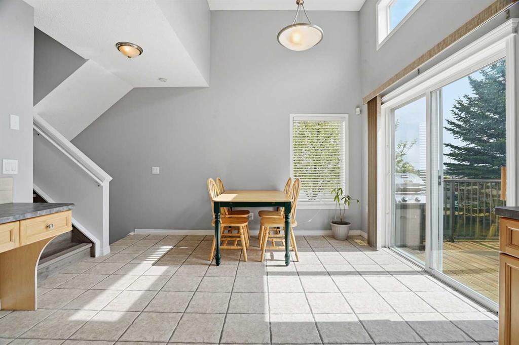62 Country Hills Cove NW photo 5