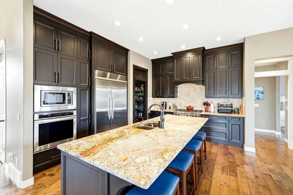 45 Cranbrook Heights SE photo 5