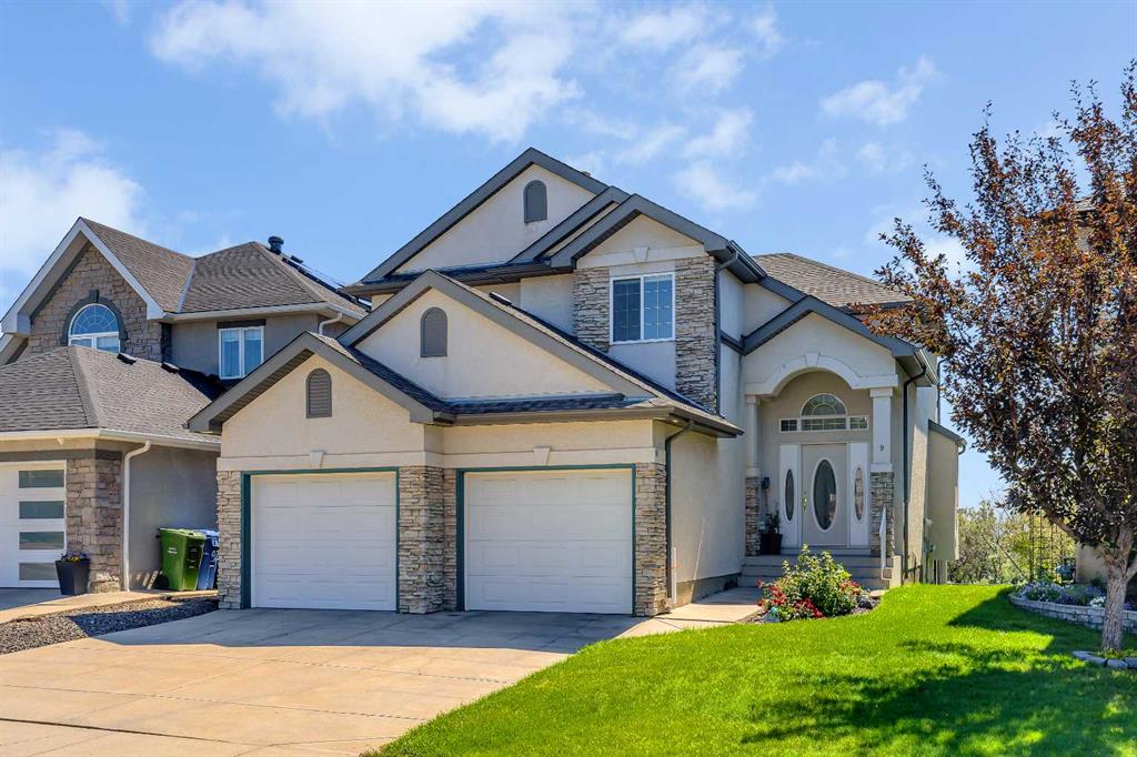 9 Panorama Hills Manor NW photo 3