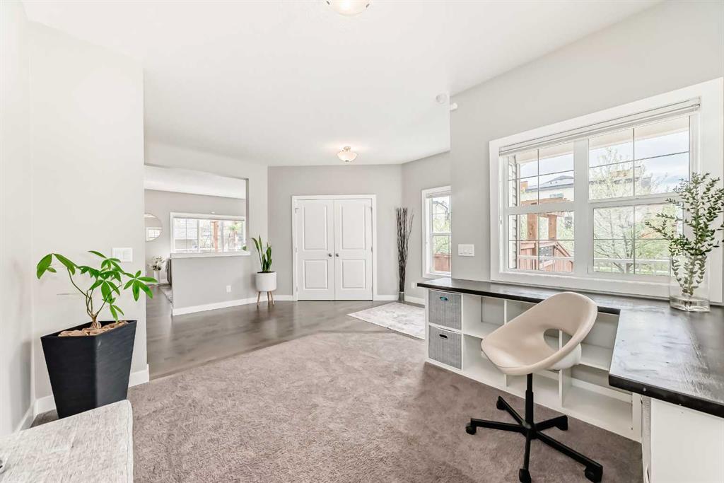 2201 Bayside Circle SW photo 3