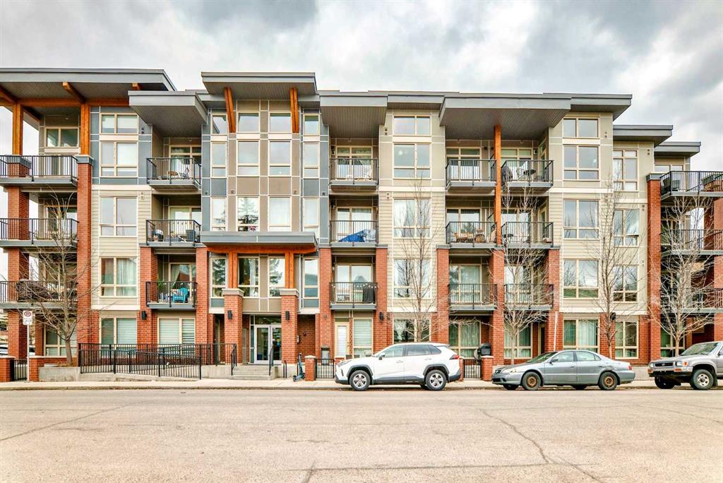 305 18 Avenue SW #430 photo 2