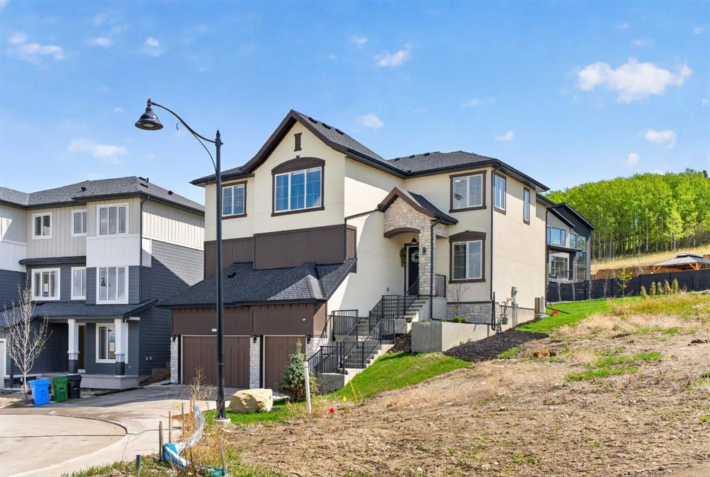 148 Crestridge Terrace SW photo 3