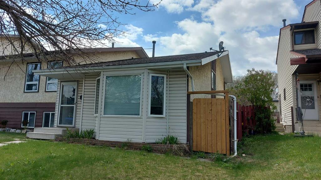 821 Whitemont Drive NE photo 2