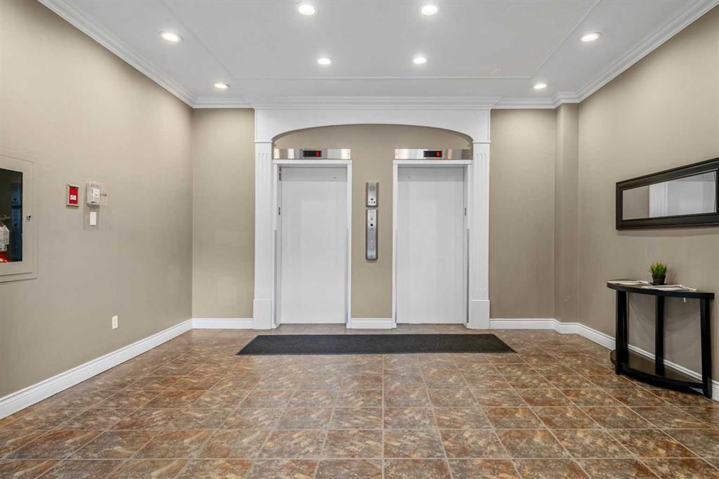 1330 15 Avenue SW #405 photo 5