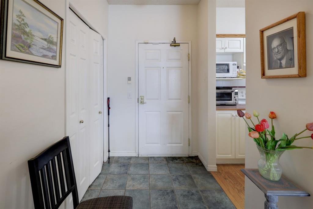 4835 Dalhousie Drive NW #105 photo 2