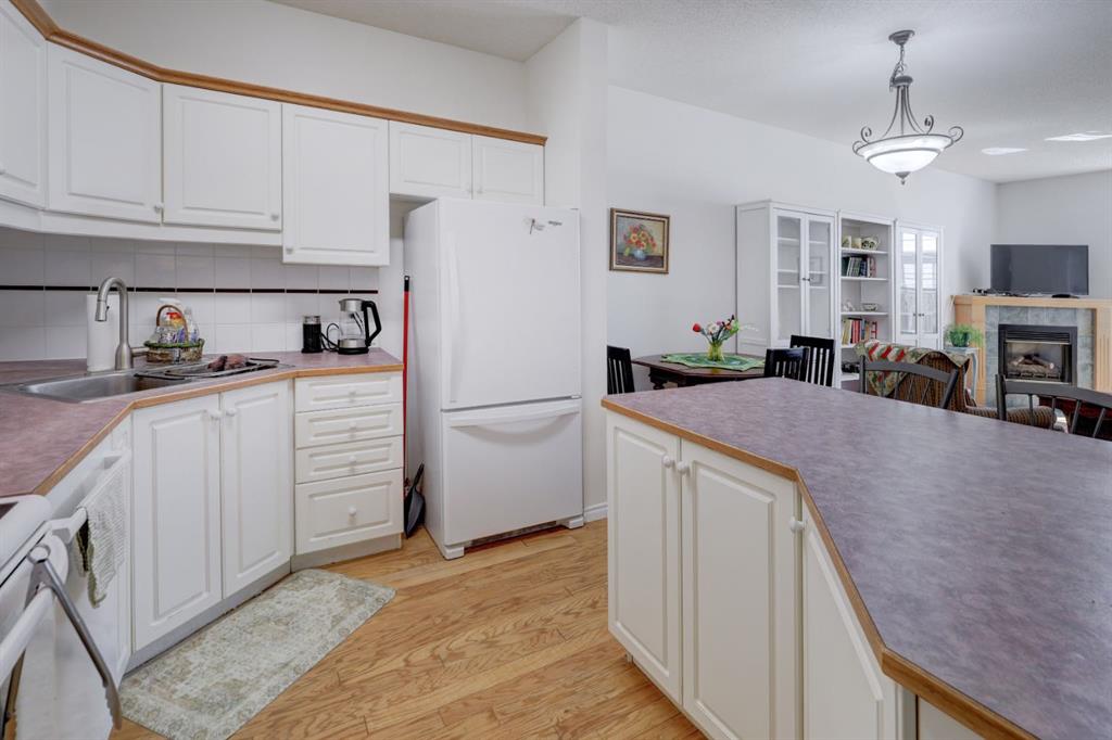 4835 Dalhousie Drive NW #105 photo 3