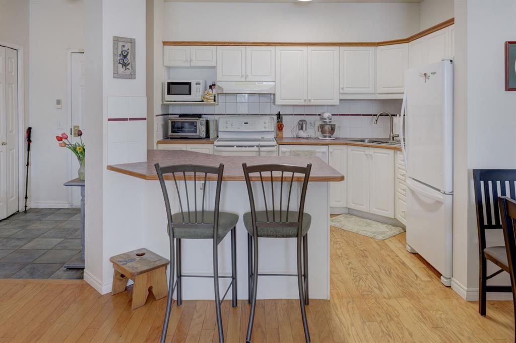 4835 Dalhousie Drive NW #105 photo 4