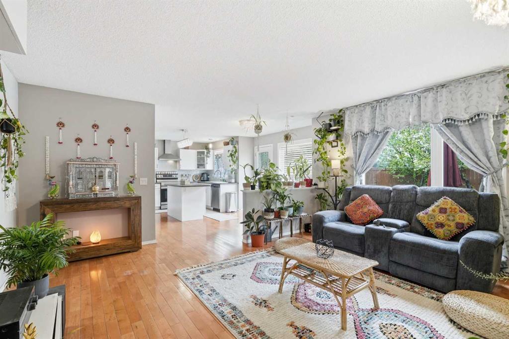 49 Shawbrooke Close SW photo 2