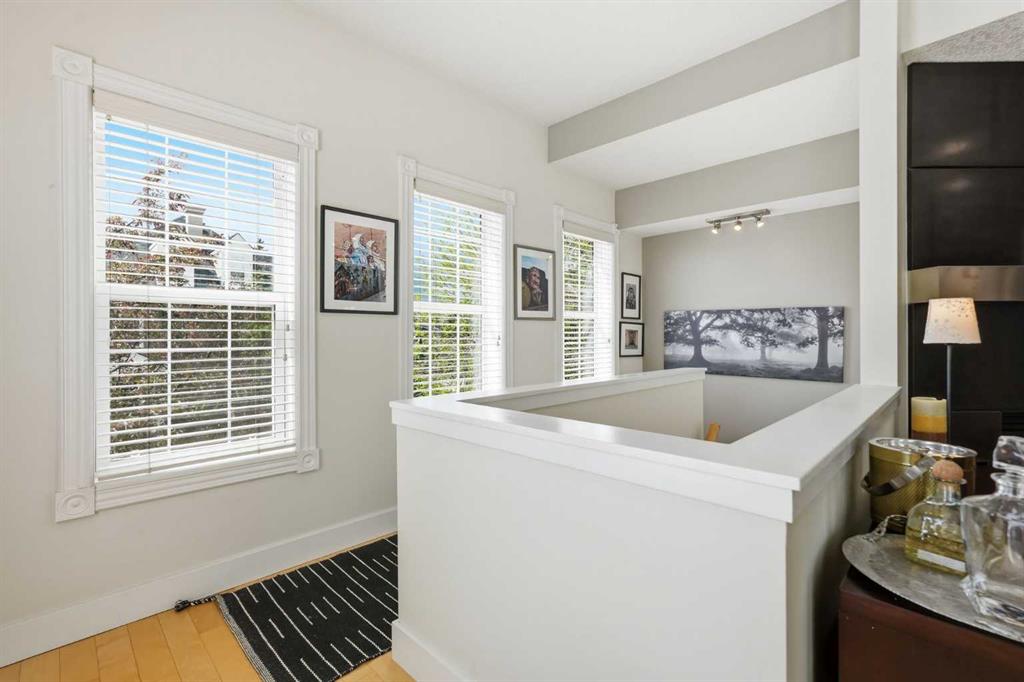 130 Garrison Square SW photo 3