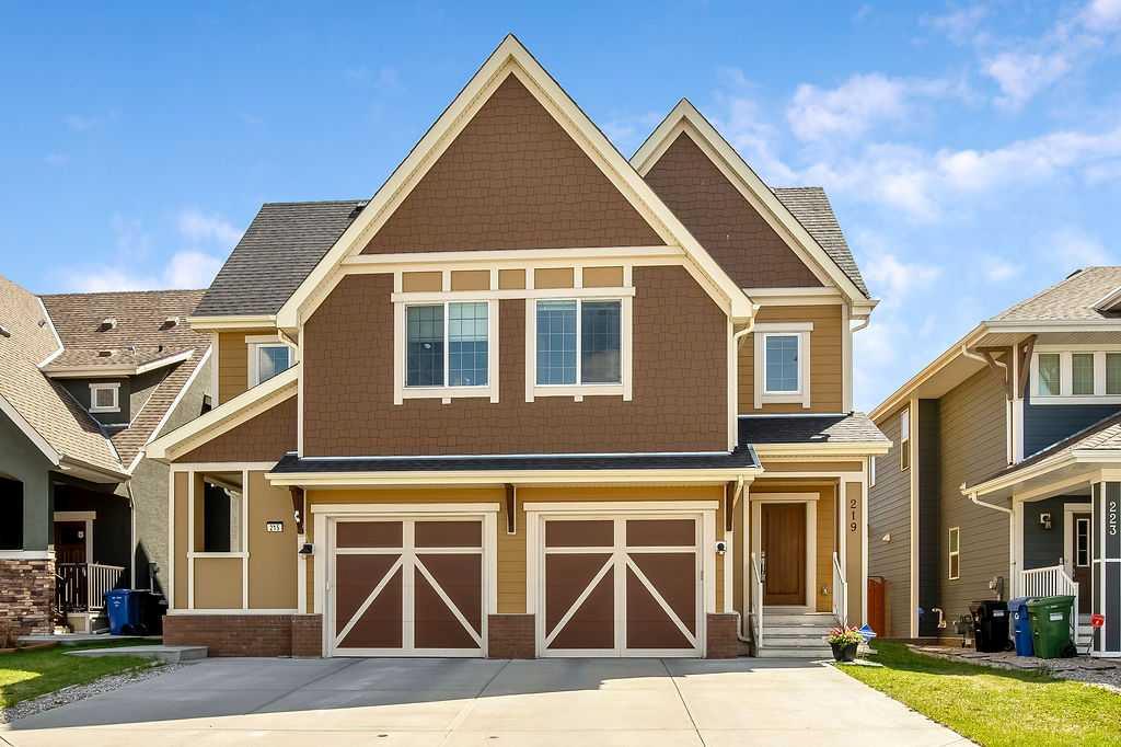 219 Mahogany Grove SE photo 2