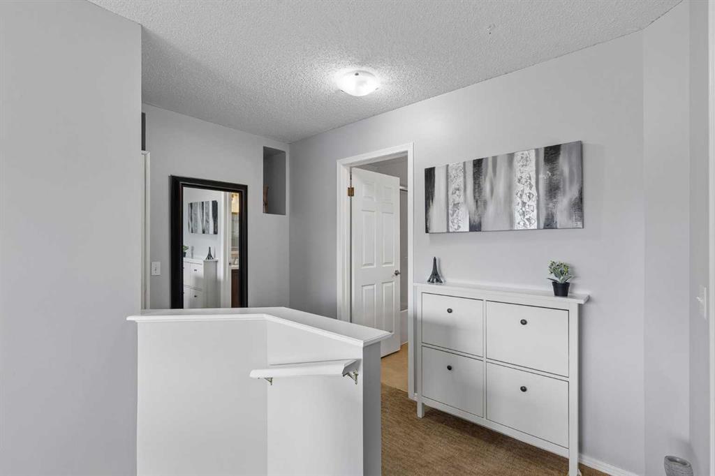 244 Scurfield Place NW photo 3